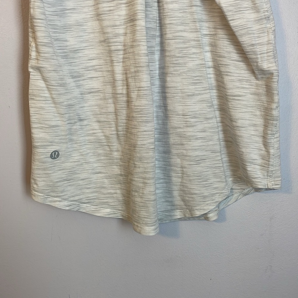 Lululemon Love Tank Pleated in Ice Gray color size 6-8 - Picture 9 of 15